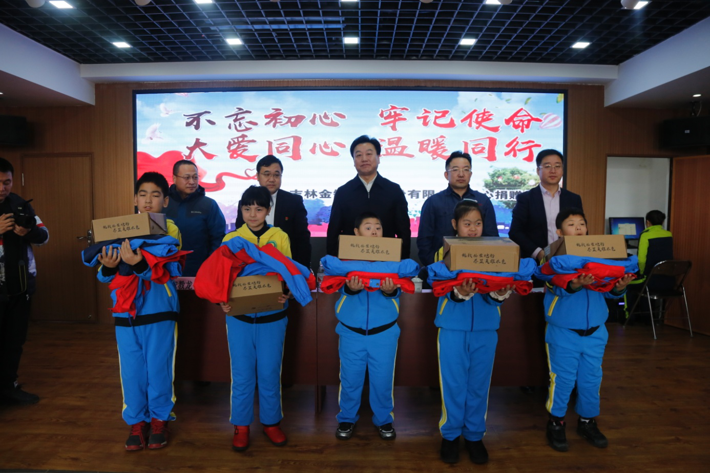 1575352872509926.png 1575352872509926.png